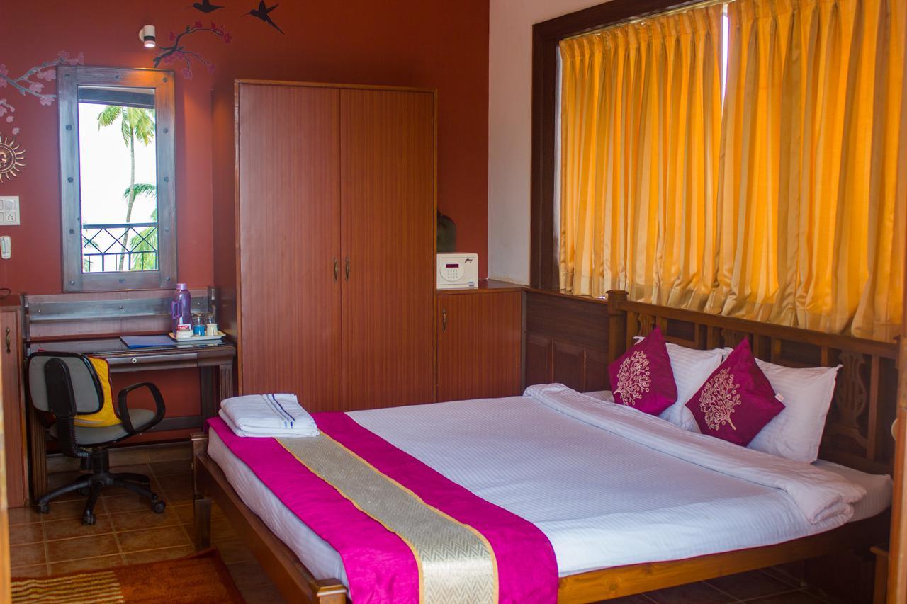 Casa Tropicana - Hotel & Homestays Panaji Exterior photo